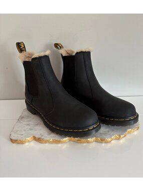 Womens Size 11 Dr. Martens LEONORE 2976 Faux Fur Lined Black Chelsea Boots Docs